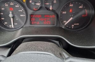 Venta de IVECO DAILY 35S14H-Carosare BOX IZOLAT TIP SNACK camión furgón < 3.5t - Imagen 5 | Autoline ES IVECO DAILY 35S14H-Carosare BOX IZOLAT TIP SNACK camión furgón < 3.5t | Imagen 5 - Autoline