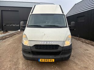 IVECO Daily 35S13V 300 H2 L skapbil < 3.5t
