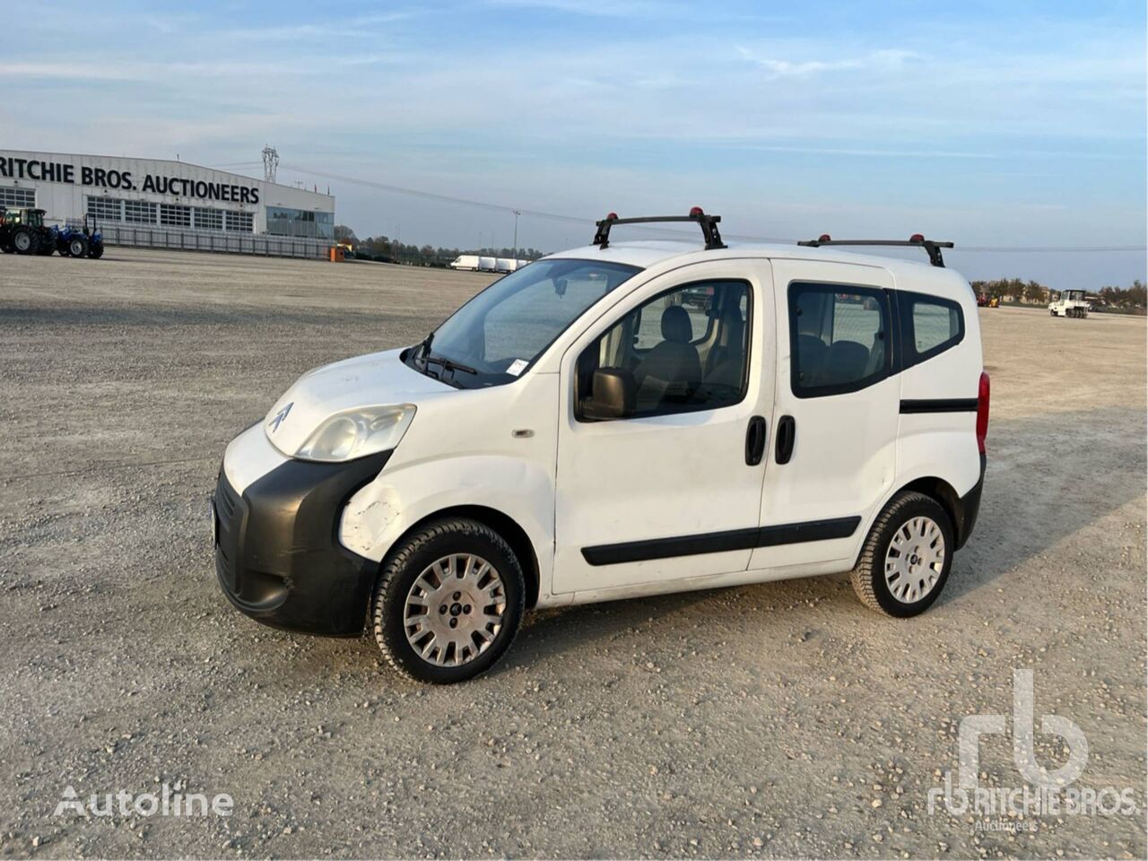 автофургон Citroen NEMO