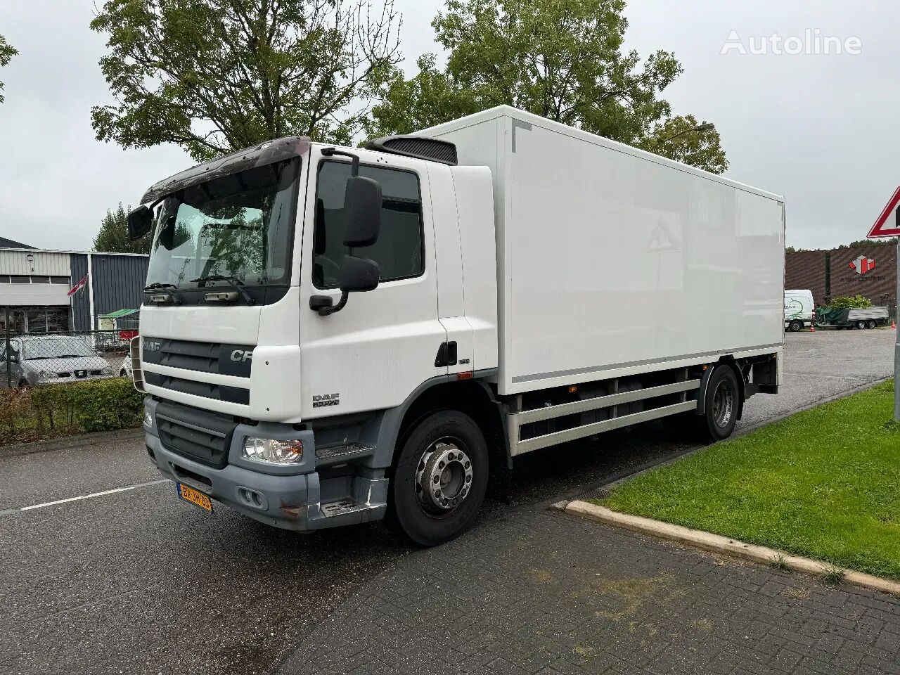 شاحنة مقفلة DAF CF 65.220 EURO 5 - ONLY 160.655 KM + BÄR LOADLIFT TÜV 02-2025