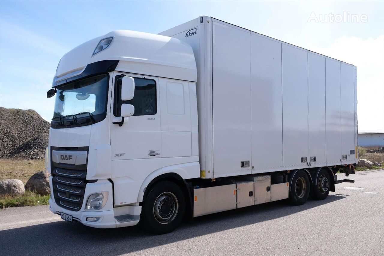 کامیون مسقف DAF Fjärrbil DAF XF 530 6x2 | Ekeriskåp | Öppningsbarsida | Zepro sä