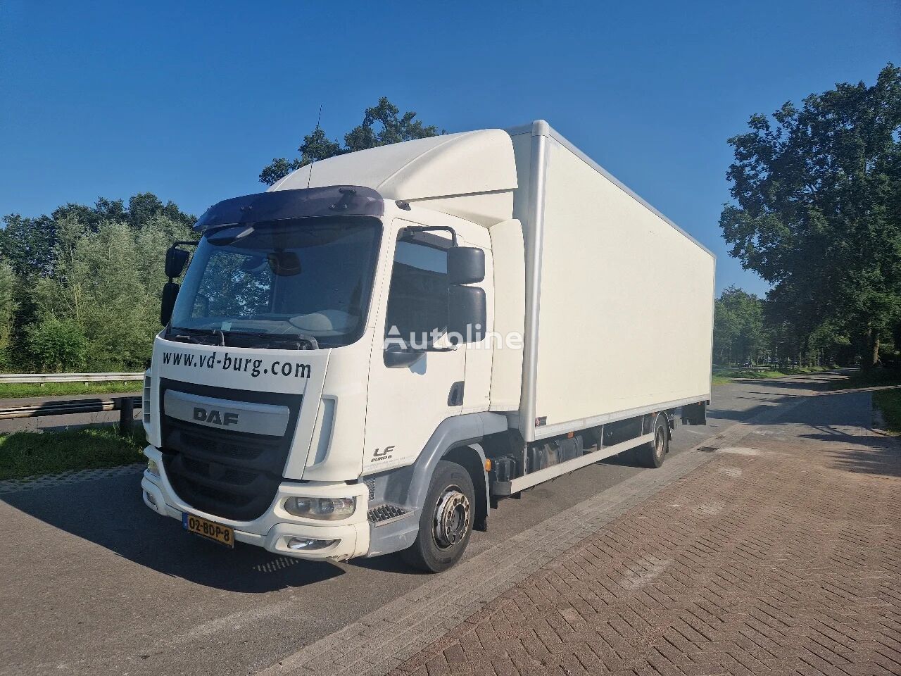 DAF LF 210 Bakwagen box truck