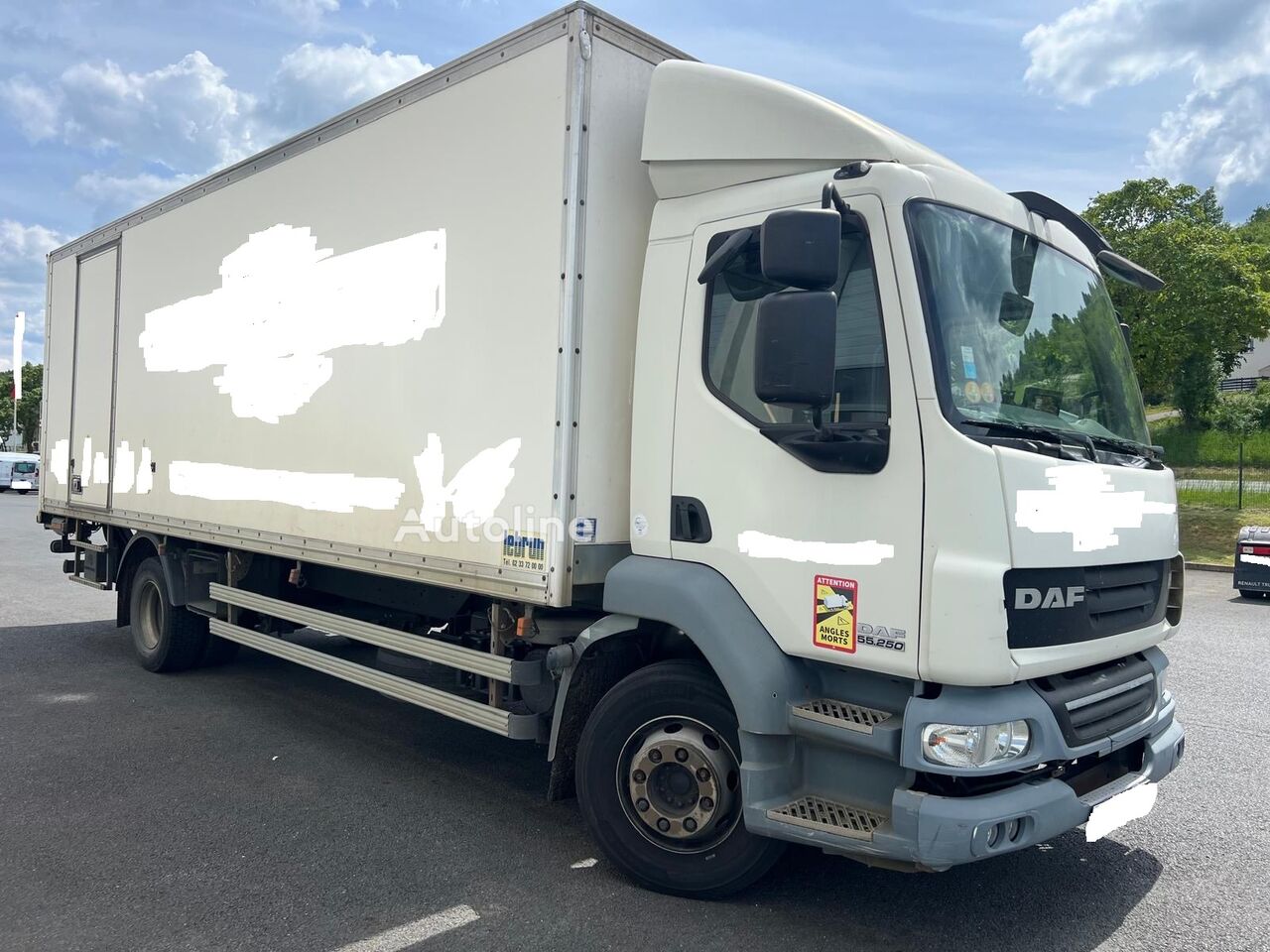 Xe tải thùng kín DAF LF 250 - Autoline