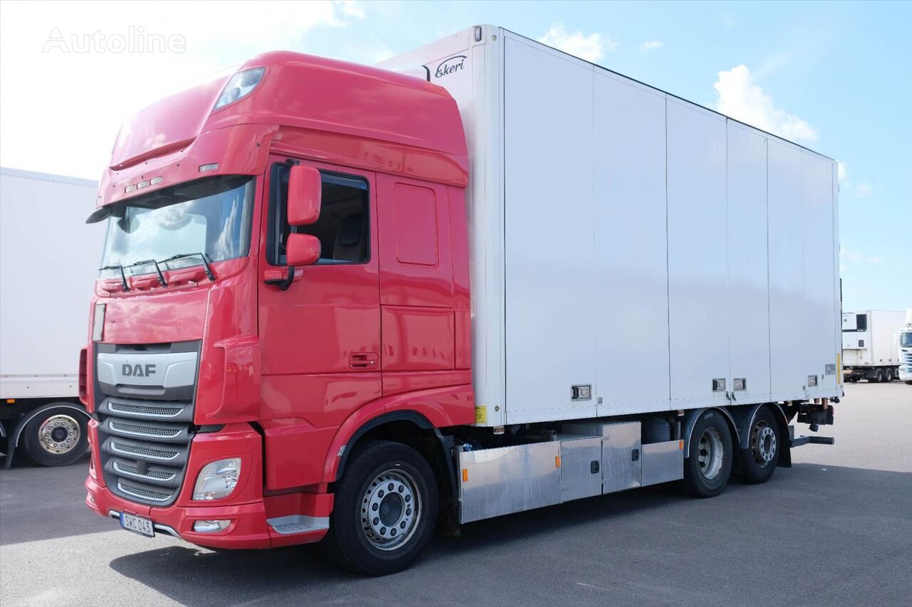 вантажівка фургон DAF XF 530