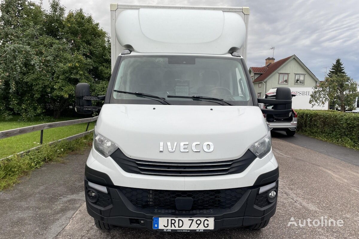 IVECO Daily 70 box truck