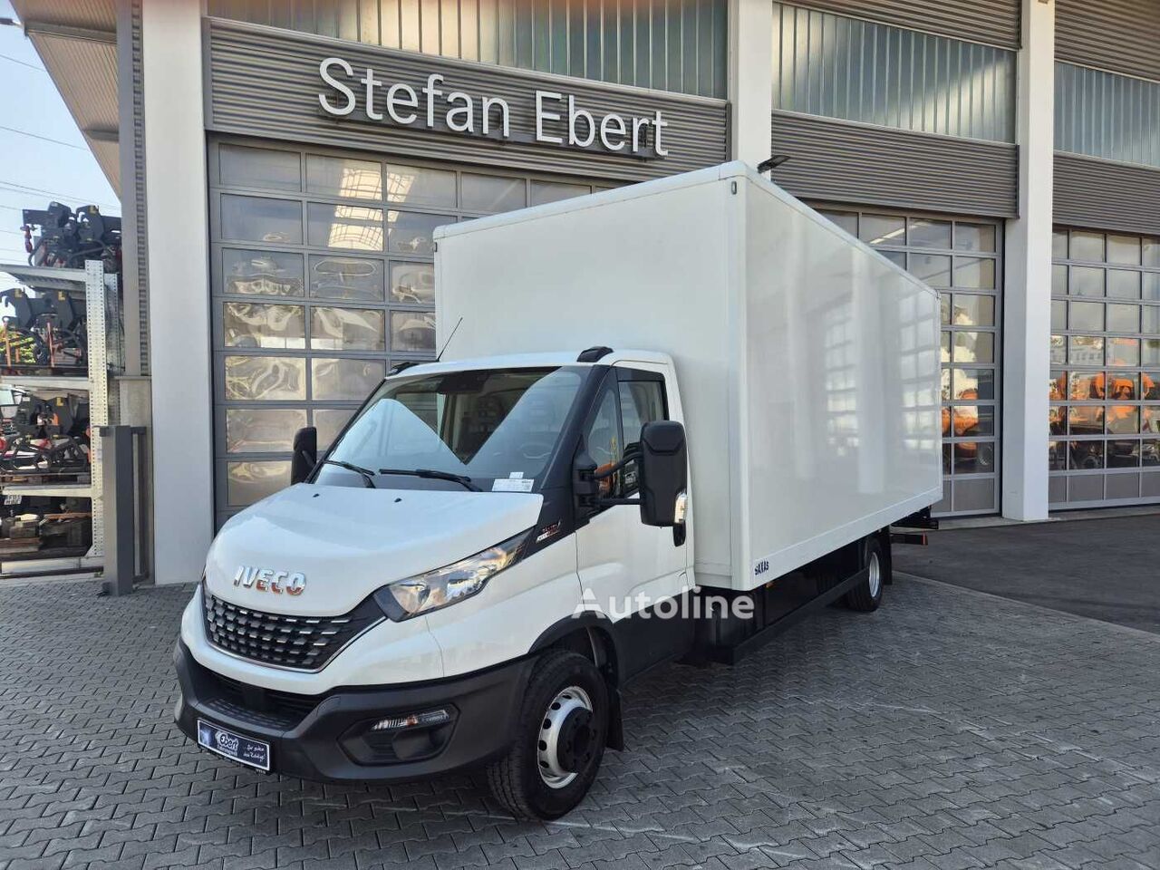 xe tải thùng kín IVECO Daily 70C18 A8 *Koffer*LBW*Automatik*