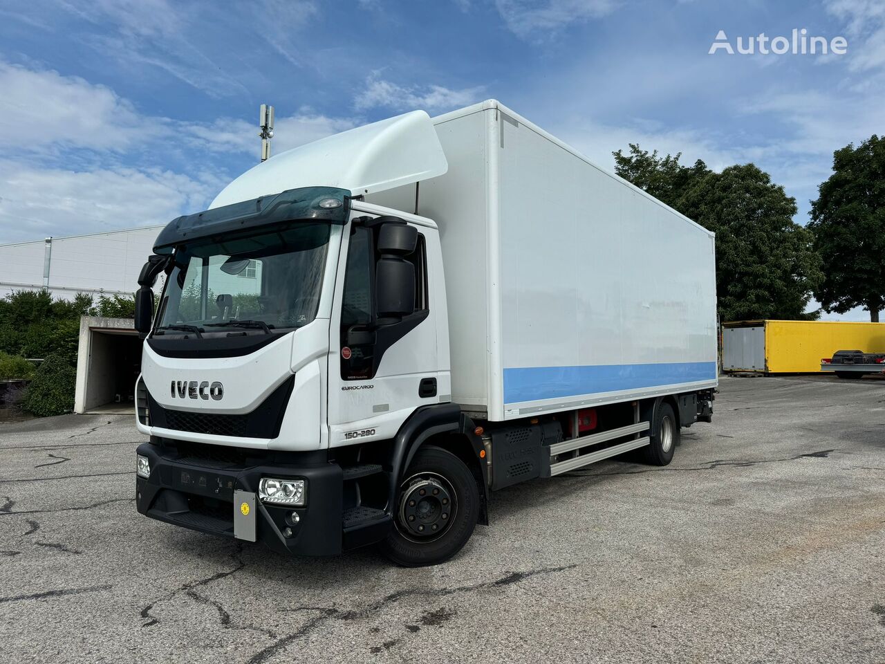 tovornjak zabojnik IVECO EUROCARGO 150E28FP