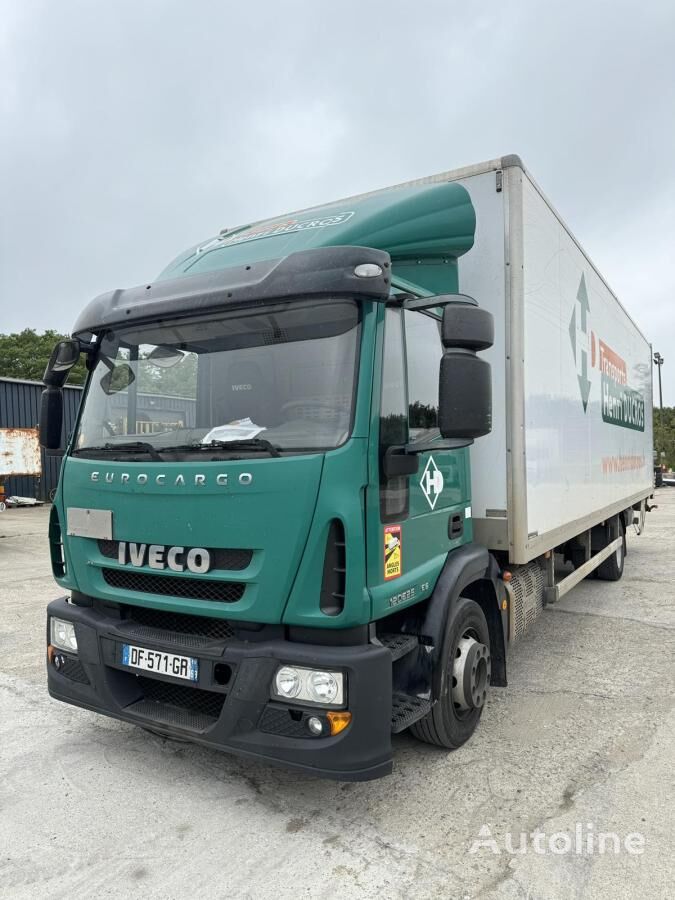 شاحنة مقفلة IVECO Eurocargo 120E25