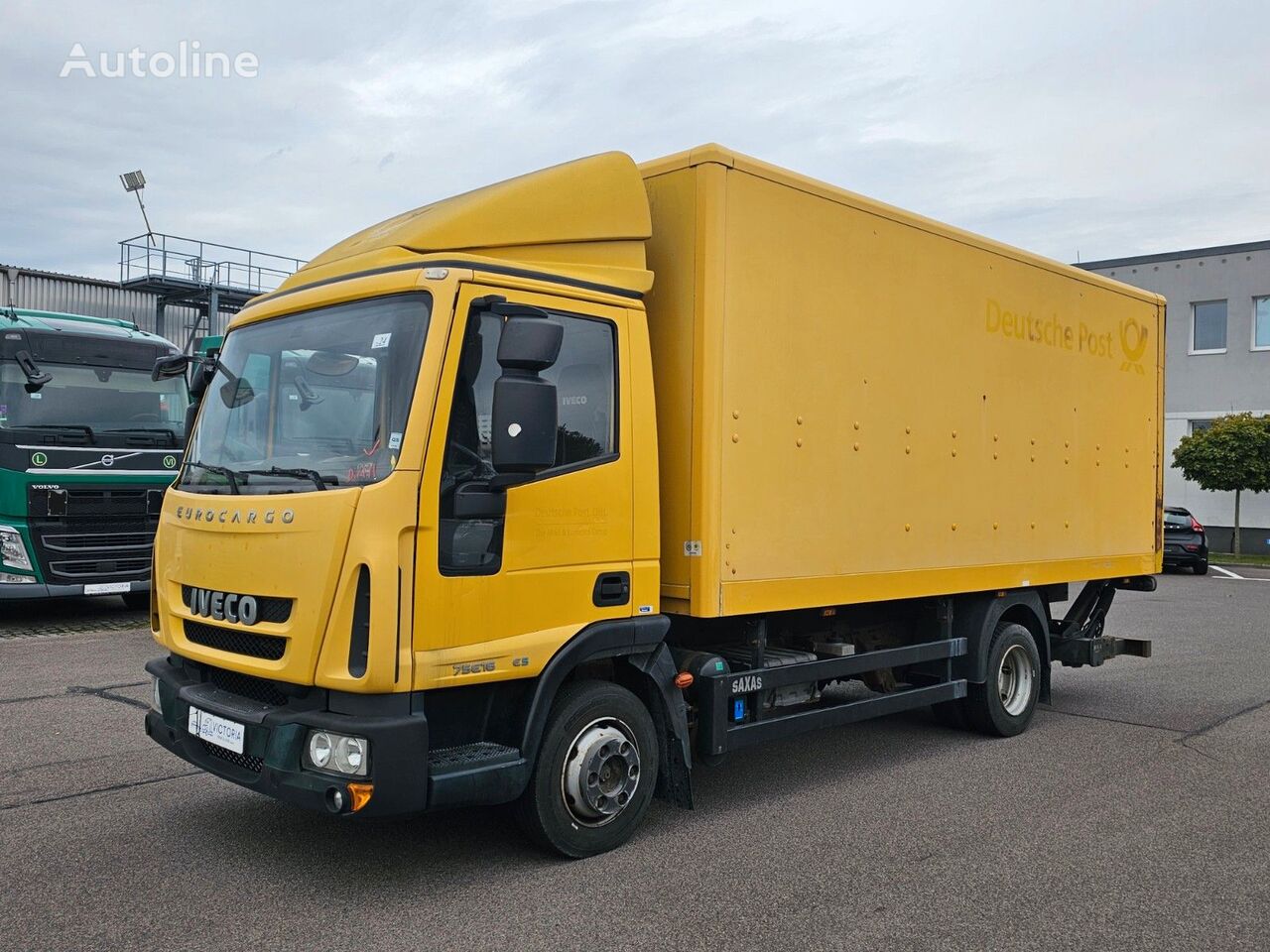 IVECO ML 75E 16 box truck