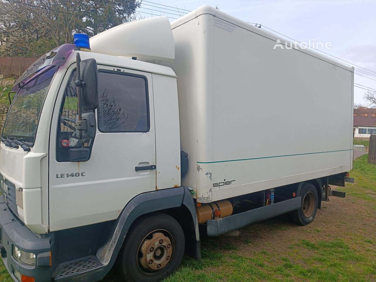 MAN LE140C / 2001 / 457 600 km kamyon panelvan - Autoline