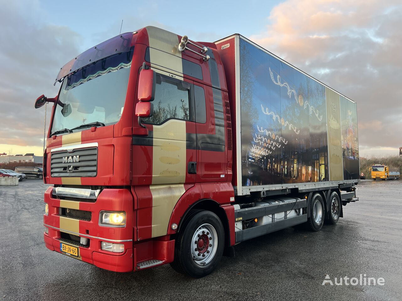 camion furgon MAN TGA 26.480