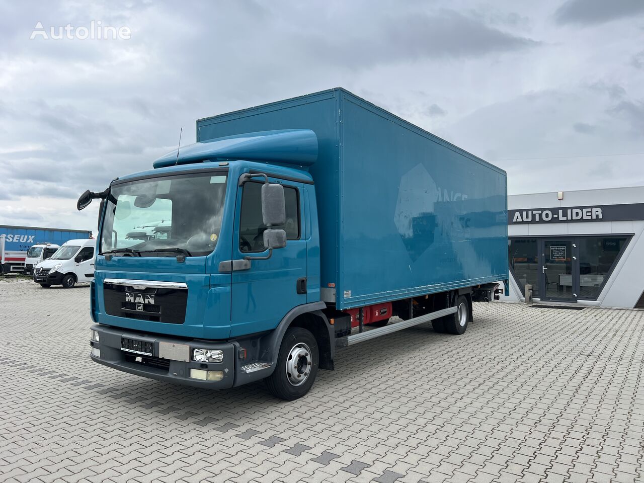 MAN TGL 10.180  kamion furgon