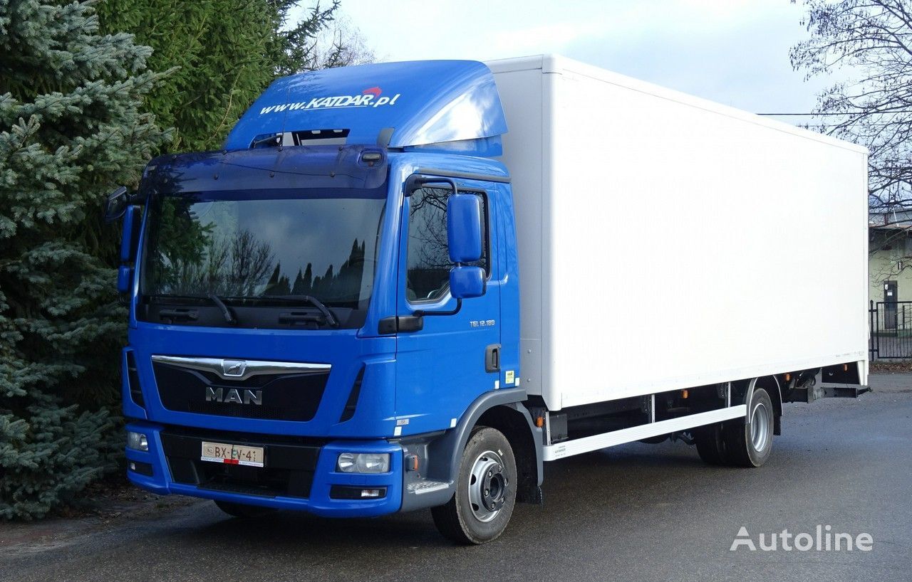 camion fourgon MAN TGL 12.180 Euro 6 Kontener z windą klapa przebieg 525 tys.km !