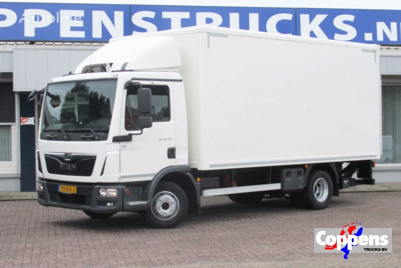 MAN TGL Bak + klep Euro 6 box truck