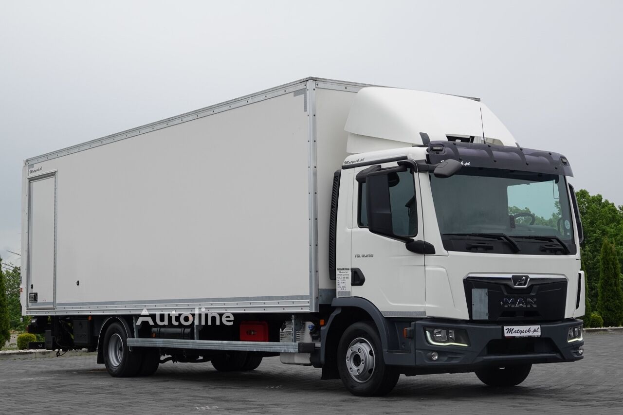 MAN TGL TGL 12.250 / SOLÓWKA / KONTENER 8 M / WINDA / BOCZNE DRZWI / box truck - Autoline