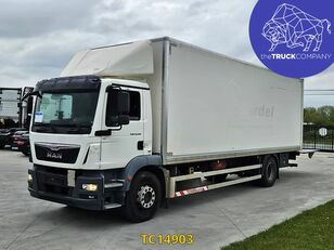 شاحنة مقفلة MAN TGM