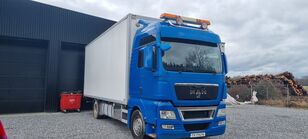 MAN TGX18.400 box truck