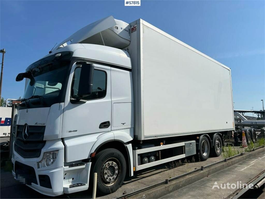 Mercedes-Benz 963-0-C box truck