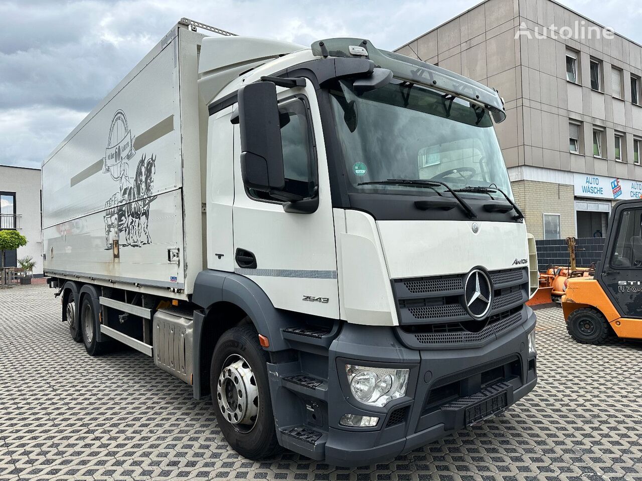 Mercedes-Benz ANTOS 2543 L  camión furgón