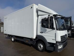 شاحنة مقفلة Mercedes-Benz ATEGO 818