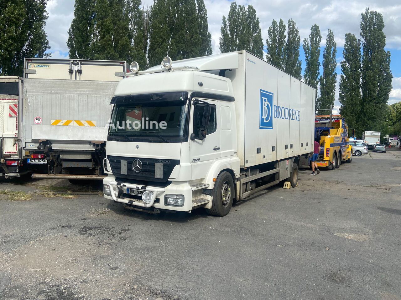 Mercedes-Benz AXOR 1829 box truck for sale | Autoline KE Mercedes-Benz AXOR 1829 box truck - Autoline