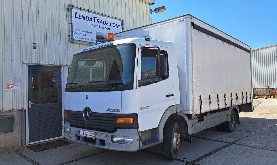 Mercedes-Benz Atego 1017 * Manual pump * Spring-Spring camión furgón