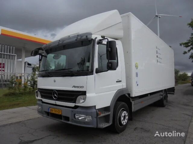 شاحنة مقفلة Mercedes-Benz Atego 1218