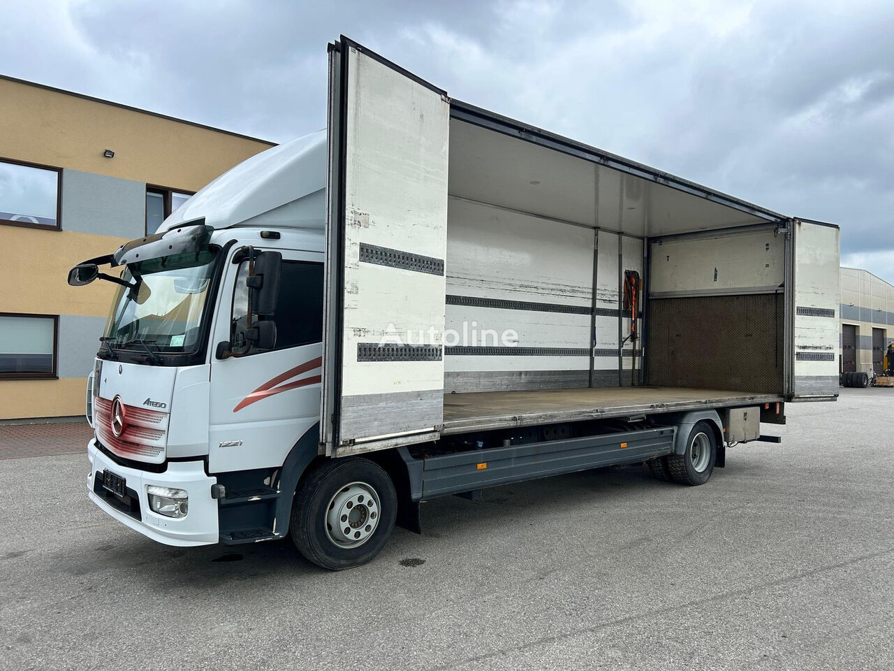 Mercedes-Benz Atego 1220 4x2 EURO6 + SIDE OPENING box truck