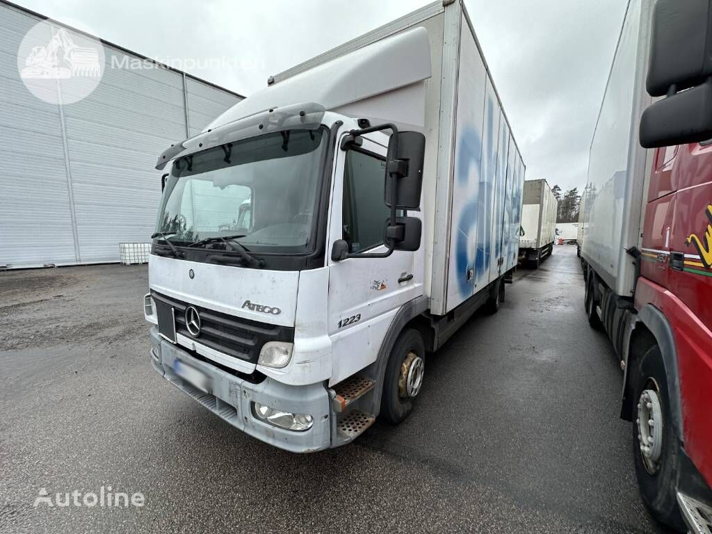 کامیون مسقف Mercedes-Benz Atego 1223 L