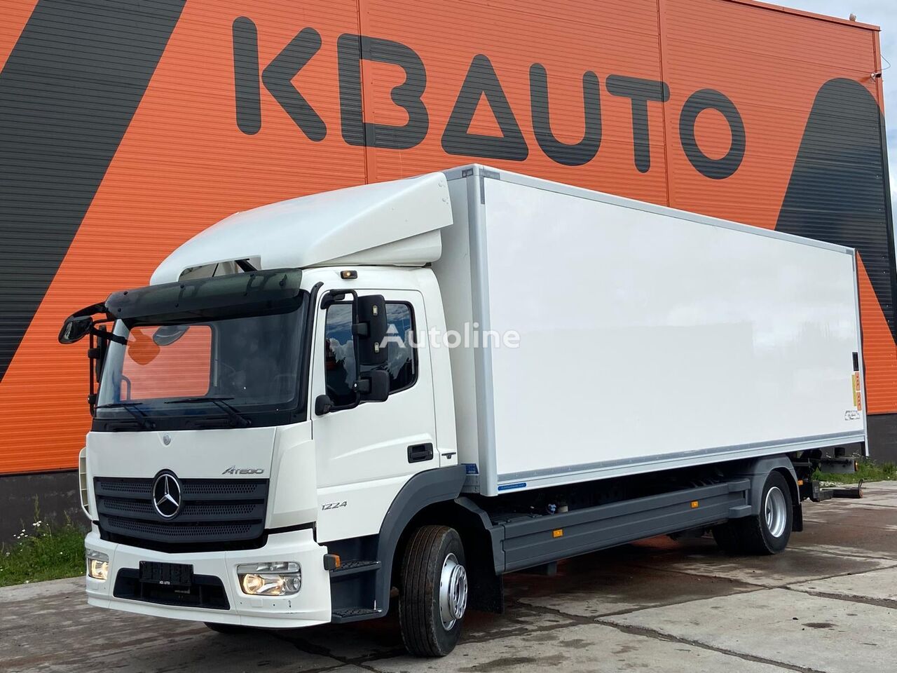 furgoonveok Mercedes-Benz Atego 1224 4x2 BOX L=7622 mm