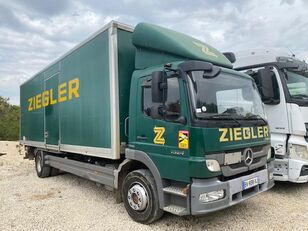 شاحنة مقفلة Mercedes-Benz Atego 1524
