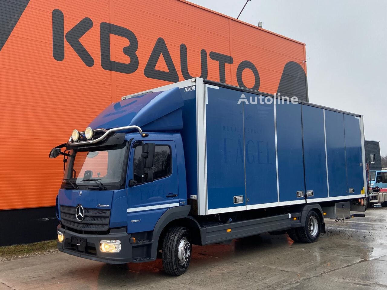 Mercedes-Benz Atego 1524 4x2 BOX L=7700 mm パネルバントラック