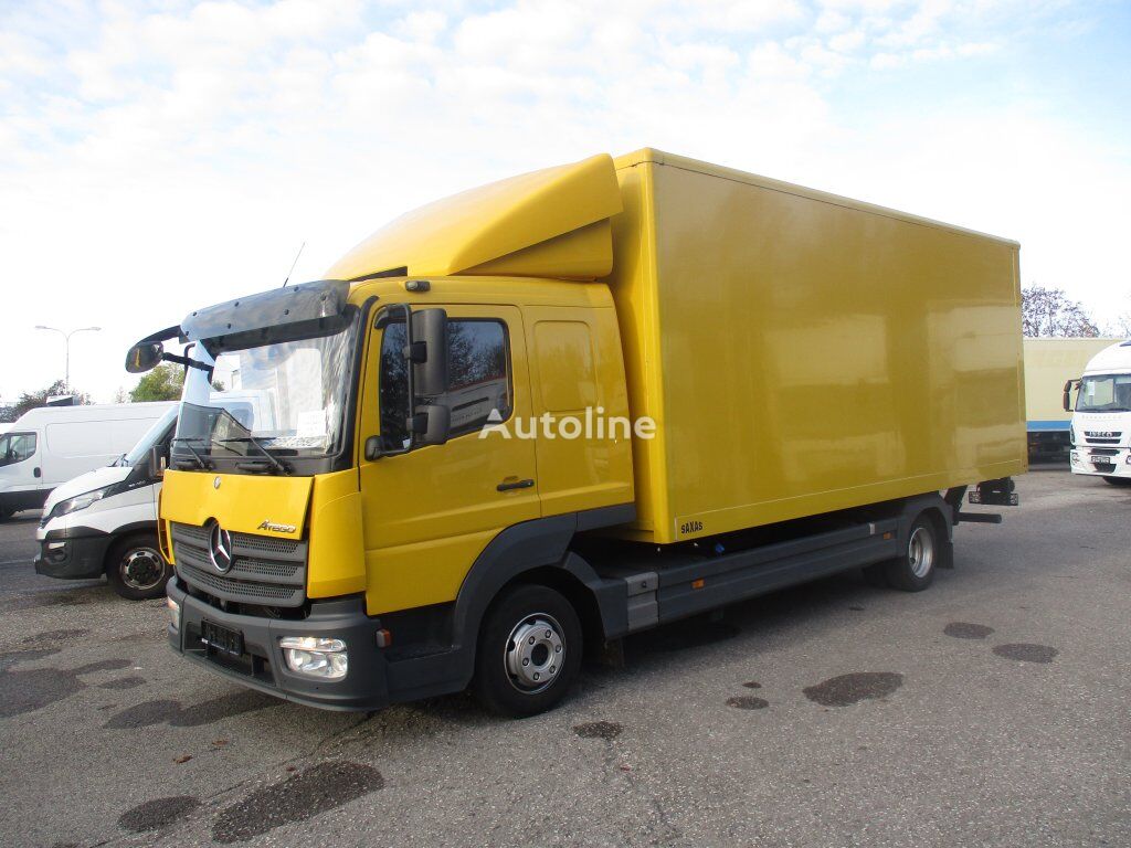 탑차 Mercedes-Benz Atego 210, 1 lůžko, 7,5t