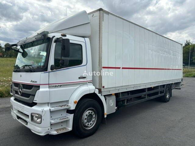 Mercedes-Benz Axor box truck