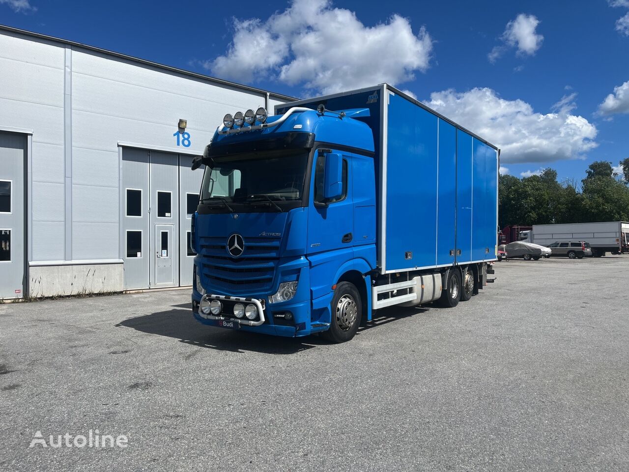 камион фургон Mercedes-Benz Lastbil MERCEDES-BENZ 963-0-C, ACTROS | 2015 | Zepro säljes via