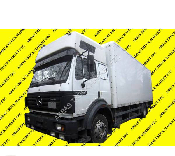 Mercedes-Benz SK 1424 box truck