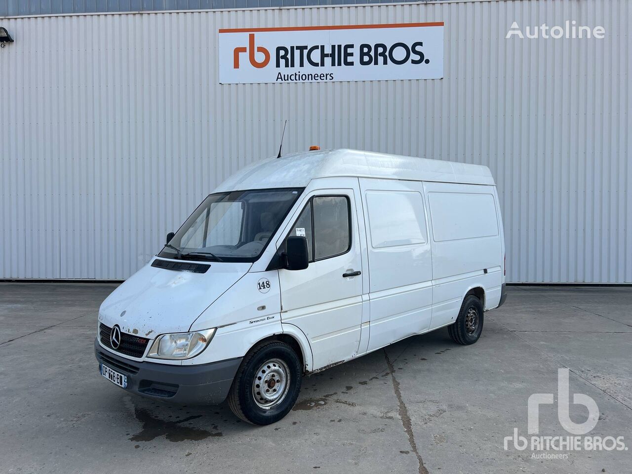 Mercedes-Benz SPRINTER 311CDI Vehicule Utilitaire box truck