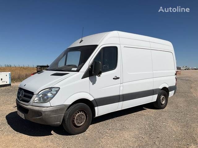 Mercedes-Benz Sprinter 315 CDI box truck