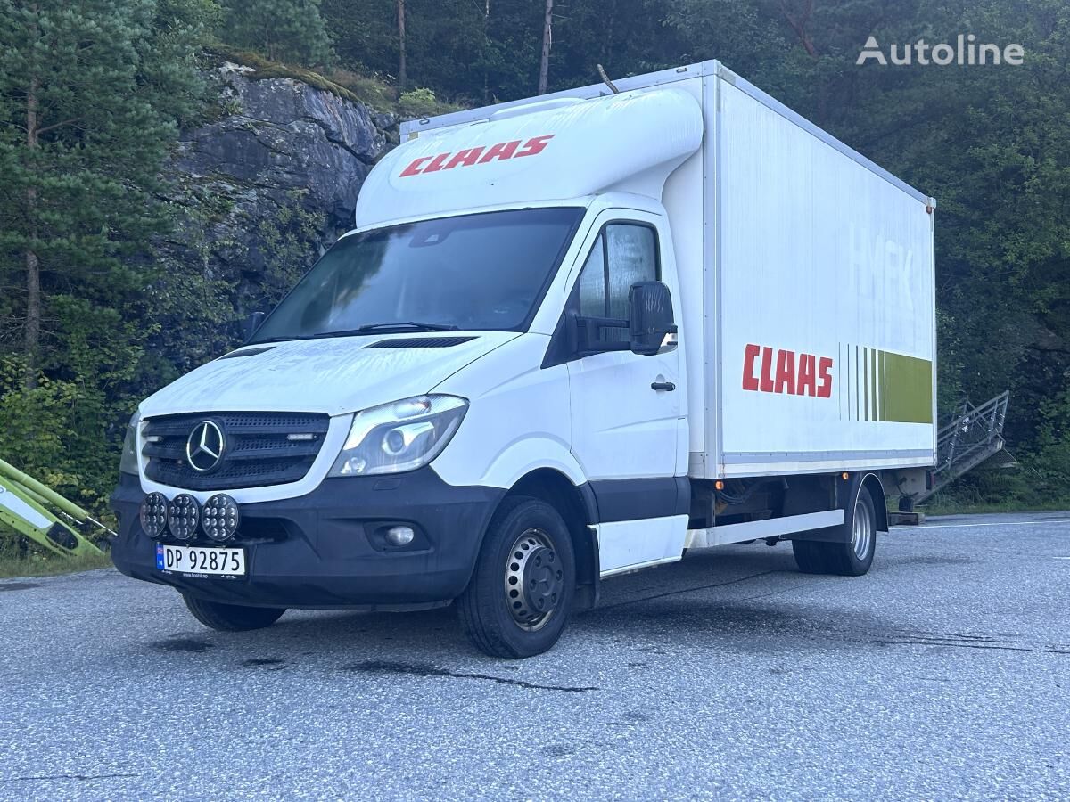 camion fourgon Mercedes-Benz Sprinter 518 V6 3.0 5-tonner velutstyrt servicebil - 240 508 km