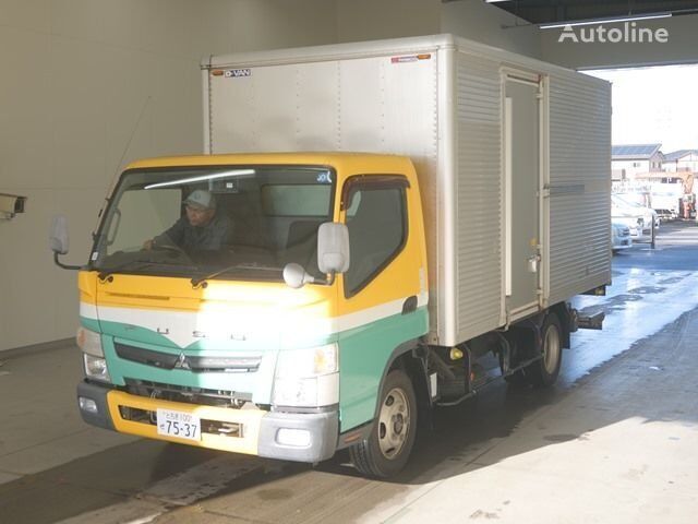 شاحنة مقفلة Mitsubishi CANTER