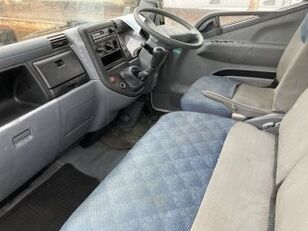 автофургон Mitsubishi CANTER