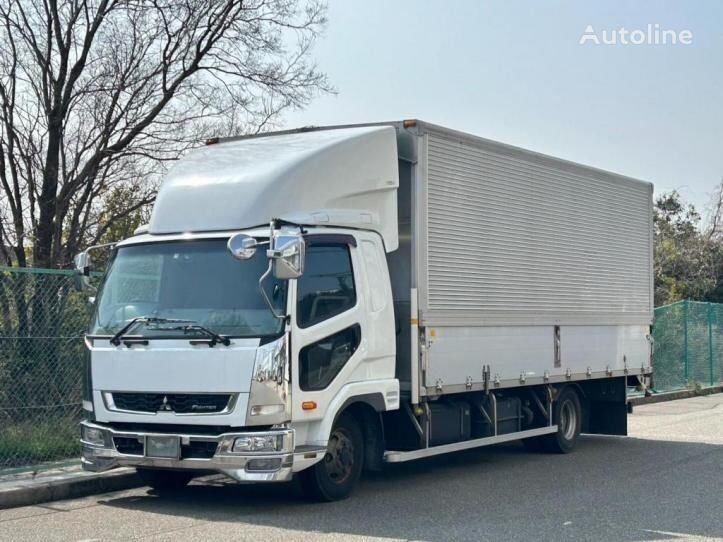 Mitsubishi FIGHTER box truck