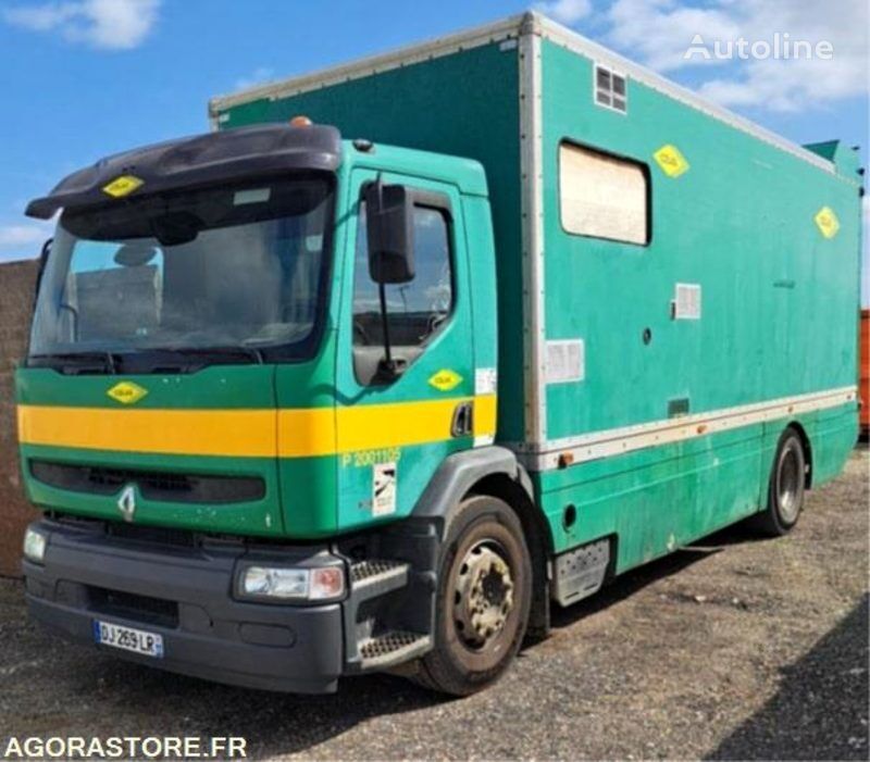 Renault 260.19 box truck