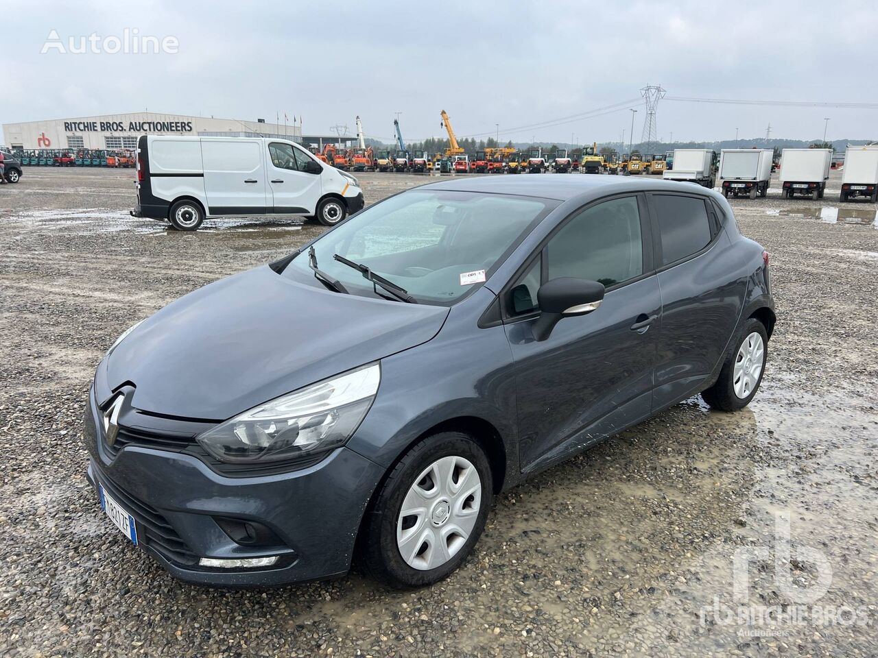 Renault CLIO Koffer-LKW