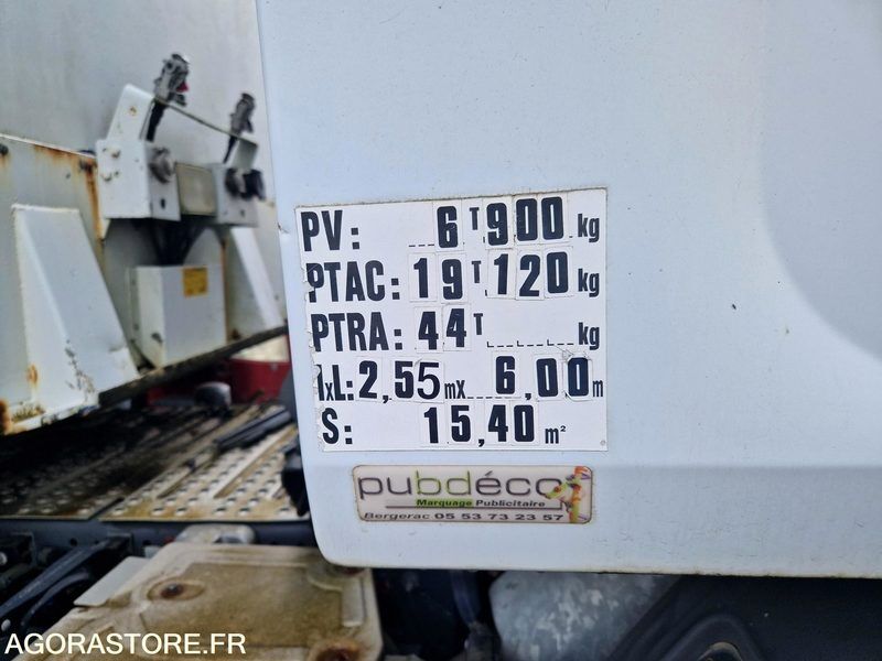 2010 Renault PREMIUM-44835230