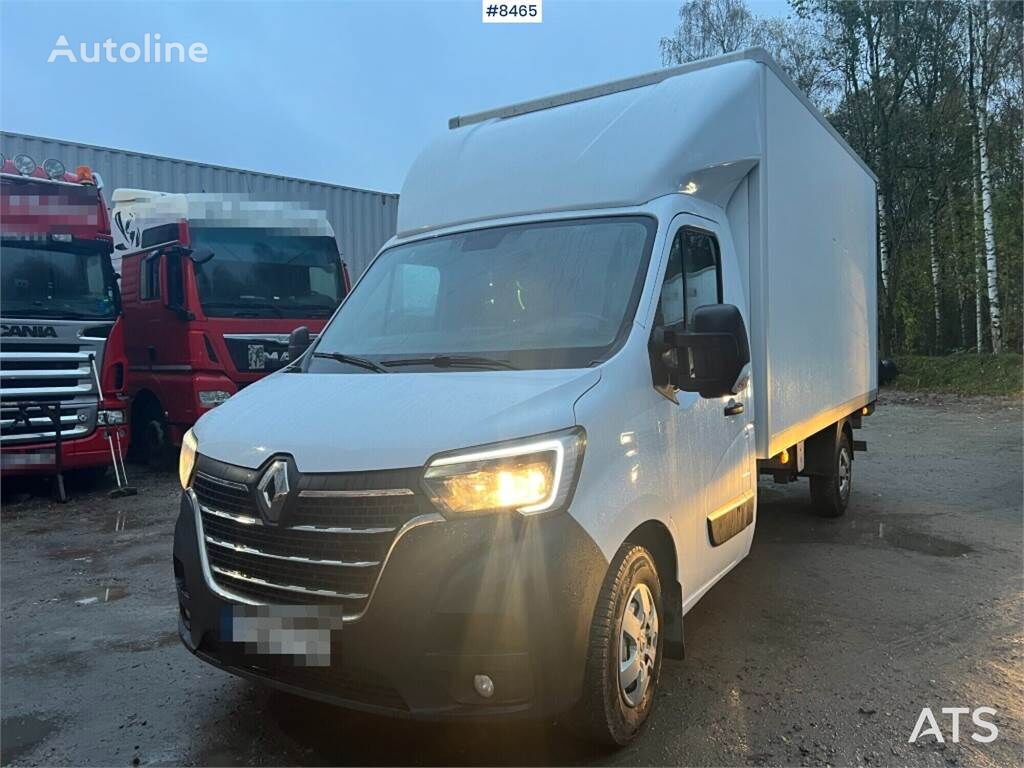 Renault master with tail lift パネルバントラック