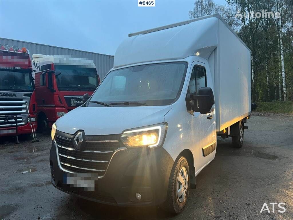 Renault master with tail lift box truck