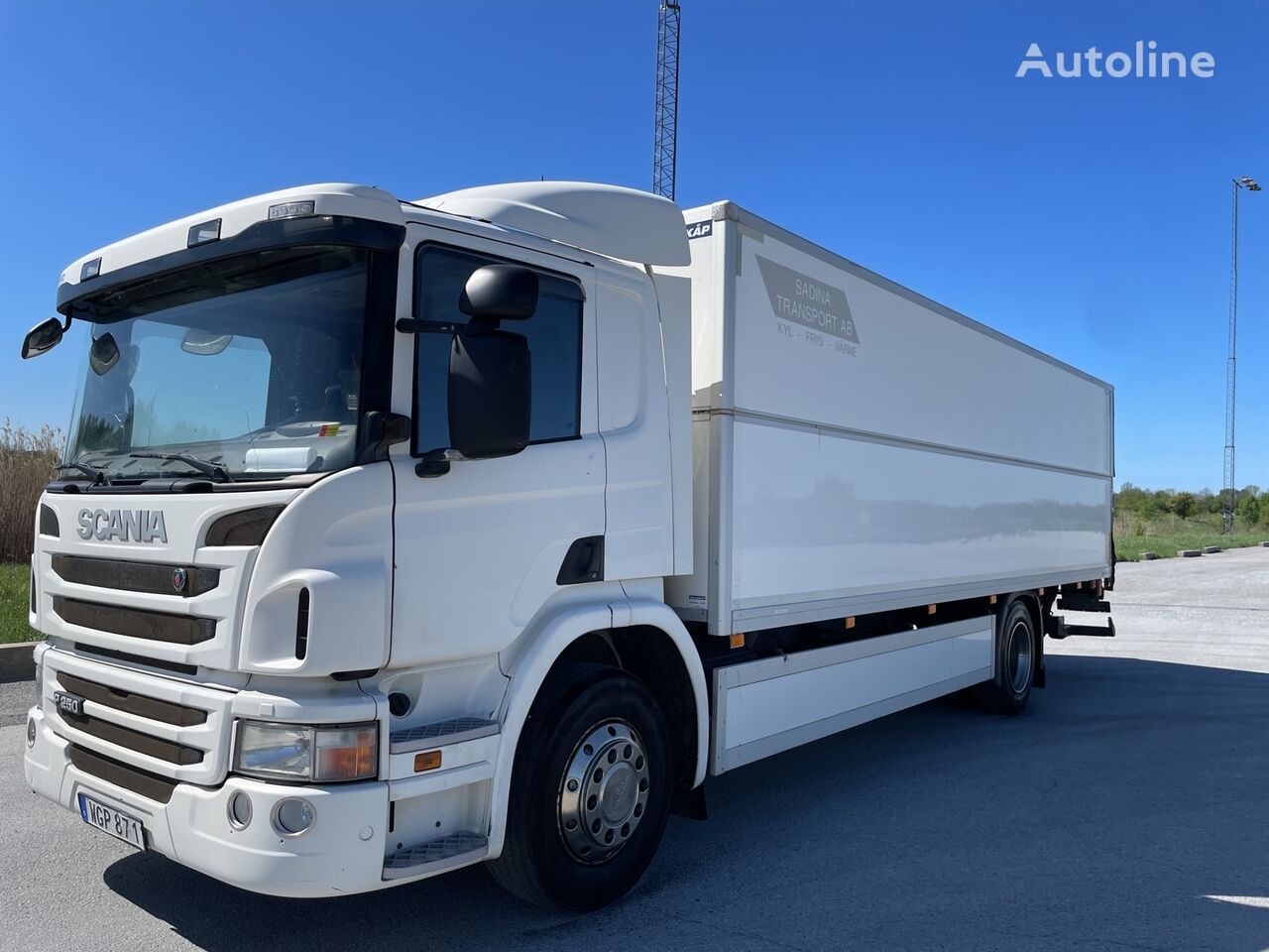 ciężarówka furgon Scania Lastbil Scania P250 LB4X2MNB -2014 | Zepro | Höj & sänk skåp säl