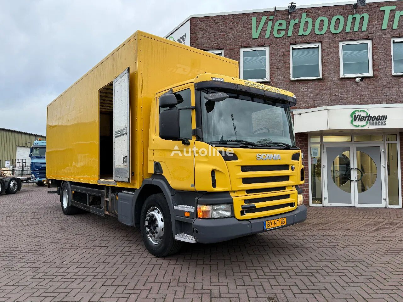 شاحنة مقفلة Scania P230 4X2 BOX WITH LIFT MANUAL GEARBOX HOLLAND TRUCK