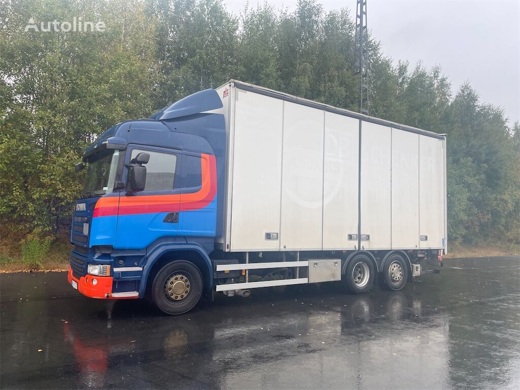 Scania PLS med öppningsbar sida och skjutbart tak R490LB6X2*4MNB box truck